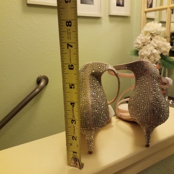 Jewel Badgley Mischka Rhinestone Heeled Sandal Formal 8.5 NIB Tangerine - Picture 3 of 7